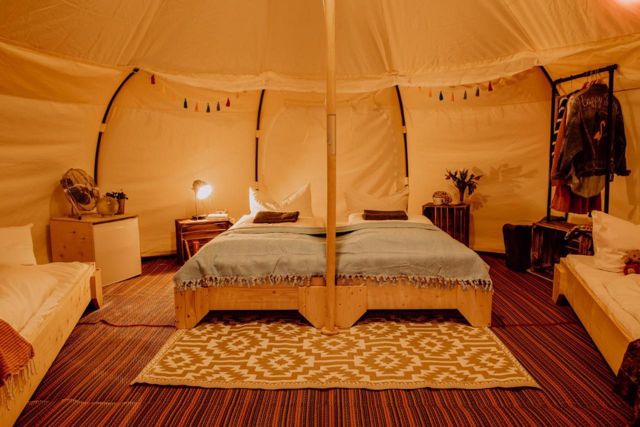 Raus Und Gut Glamping Am Graebendorfer See Drebkau Exterior foto
