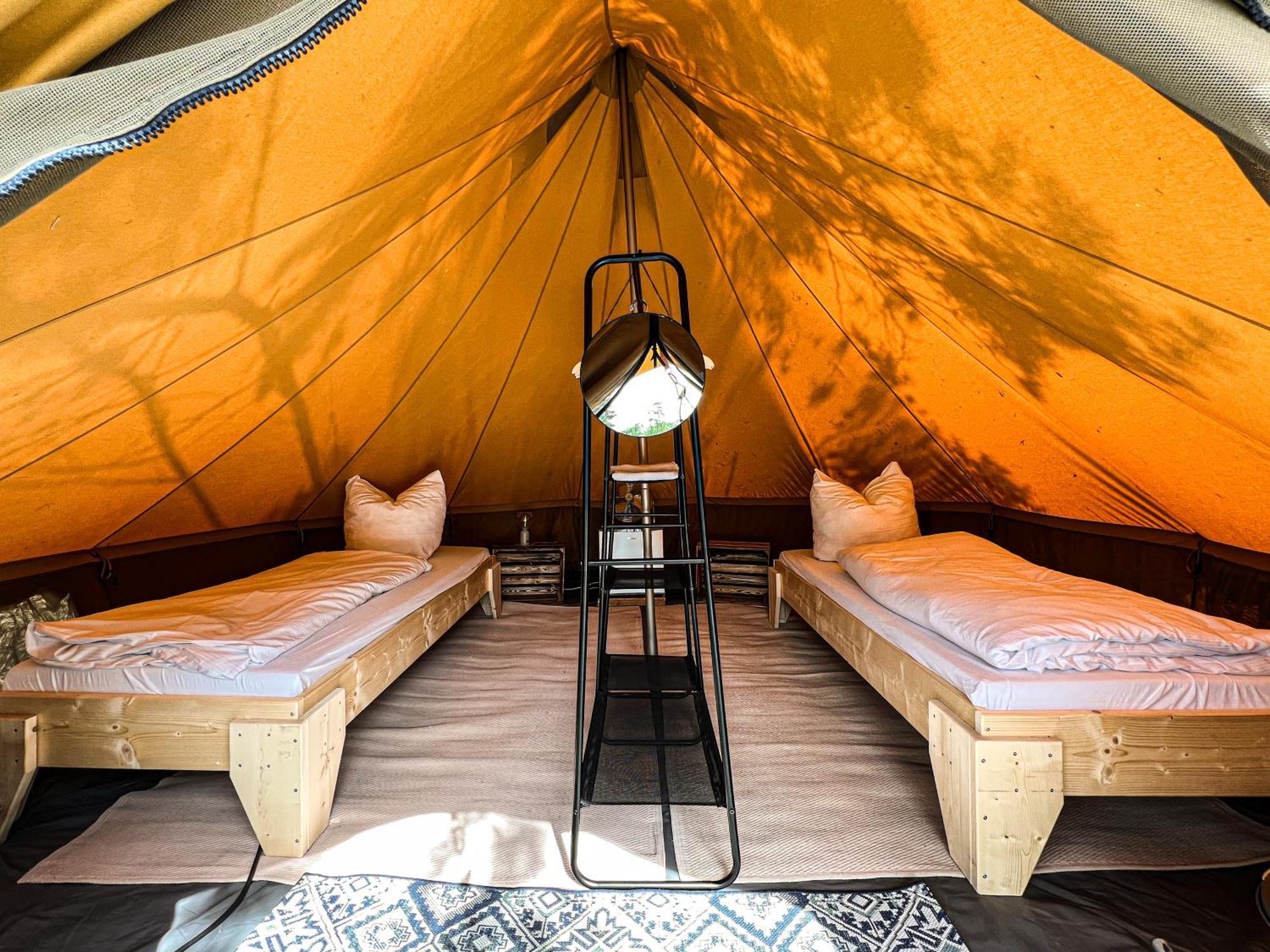 Raus Und Gut Glamping Am Graebendorfer See Drebkau Exterior foto