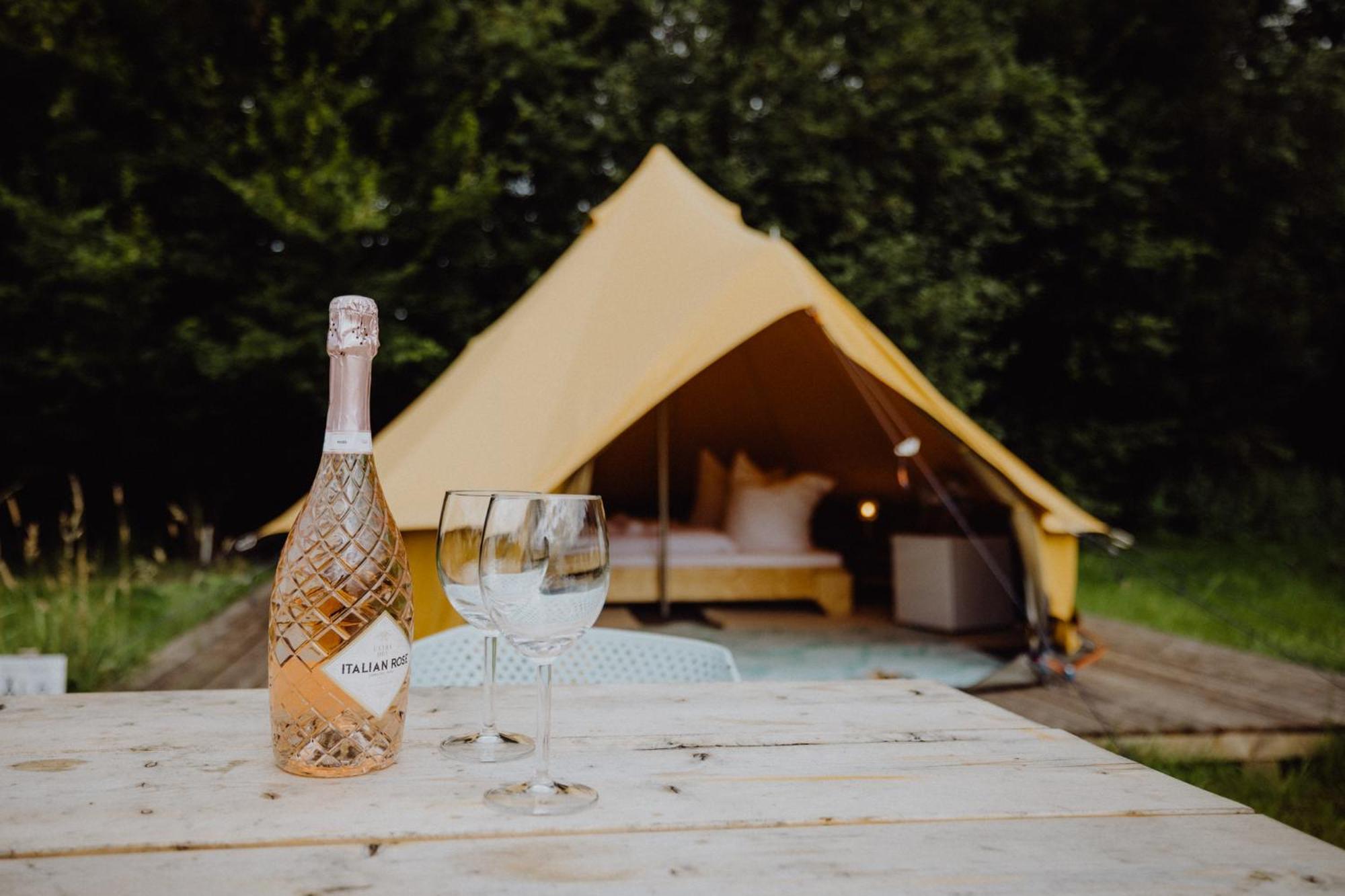 Raus Und Gut Glamping Am Graebendorfer See Drebkau Exterior foto